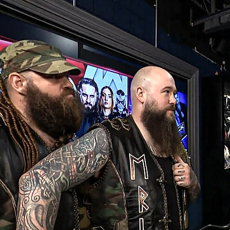 WWE SmackDown Results 7/31 - Damian Priest & R-Truth Defend WWE Tag Team Championship