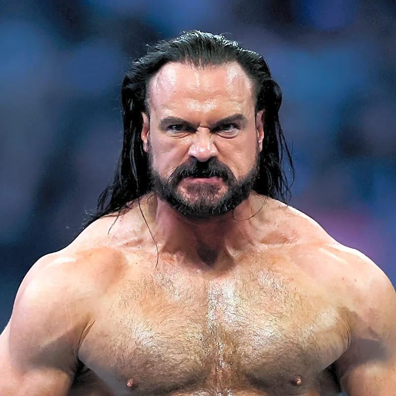 Russell Crowe Applauds Training Partner Drew McIntyre: 'Good Lad'