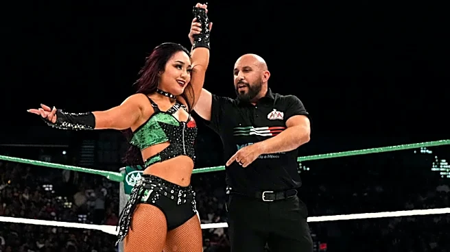 Roxanne Perez Pins IYO SKY, Qualifies For Women's MITB Ladder Match On WWE Raw
