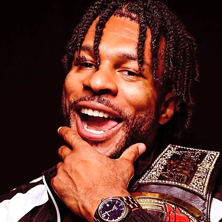 AEW's Kevin Knight Cites WWE HOFers & NFL Players As Inspiration For His Character
