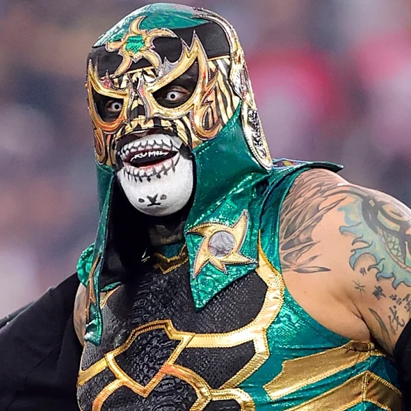 Report: WWE Creative Plans May Have Shifted Following Penta-Roman Reigns Match On Raw
