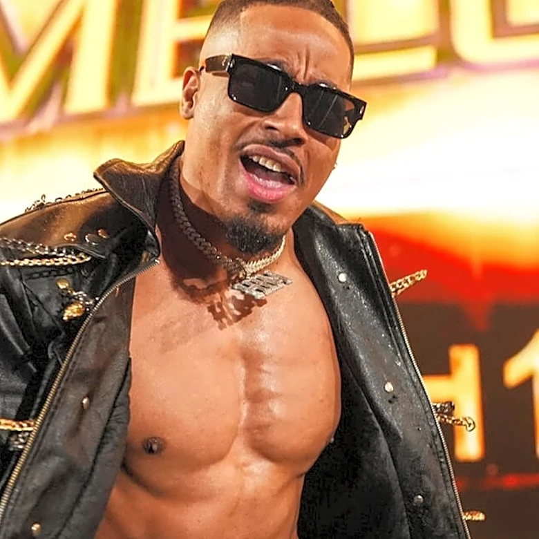 Carmelo Hayes Joins 946, Takes Down The Bloodline In Wild WWE Raw Main Event Brawl