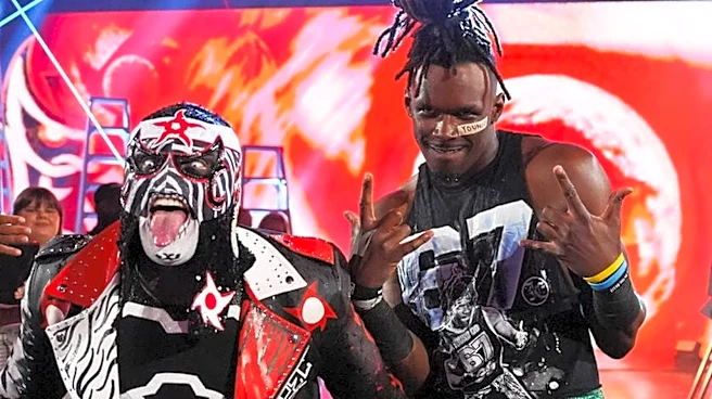 Je'Von Evans Says He's Built A Brotherhood With WWE Star He Used To Study
