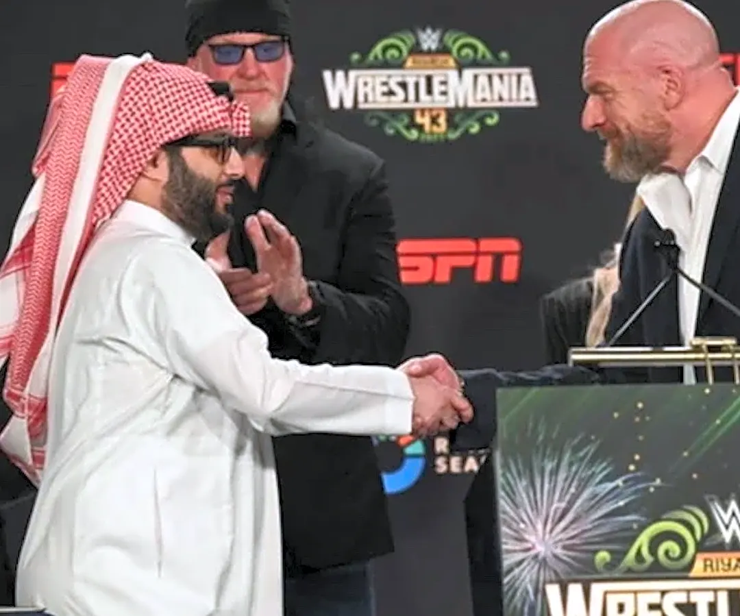 Dave Meltzer Explains Incentives For WWE To Go Through With Crown Jewel Amidst Conflict