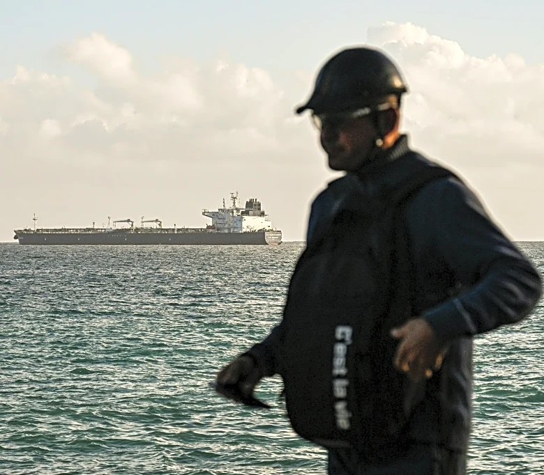 Rusia promete seguir ayudando a Cuba tras la llegada de un petrolero