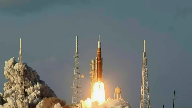 Cuatro astronautas siguen hacia la Luna por primera vez en medio siglo