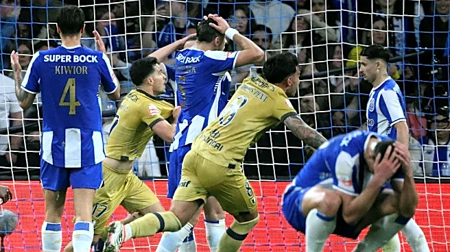 Oporto cede un empate in extremis que le puede costar caro