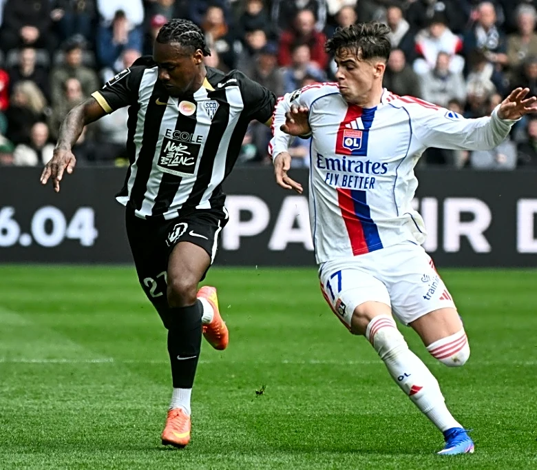 Lyon de Endrick no logra tomar impulso ante Angers