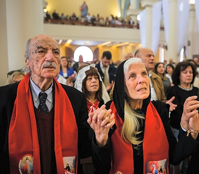 Cristianos libaneses celebran la Pascua en solidaridad con el sur en guerra