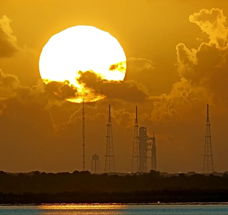 Todo lo que hay que saber del sobrevuelo lunar de Artemis II