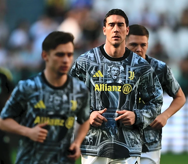 De vuelta tras una larga ausencia, Vlahovic (Juventus) se lesiona de nuevo