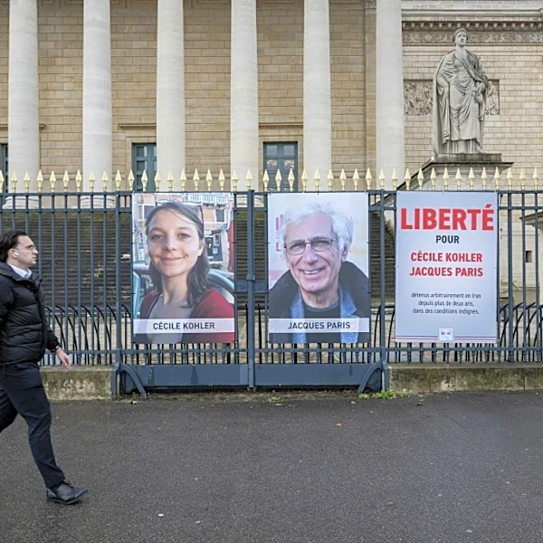 Macron anuncia el regreso a Francia de una pareja de franceses detenidos en Irán
