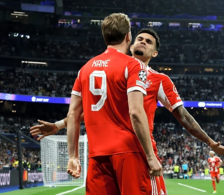 El Bayern Múnich asalta el Bernabéu con un Manuel Neuer eterno