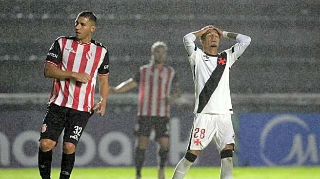 Racing golpea a Petrolero en Bolivia y Barracas desluce en debut en la Sudamericana