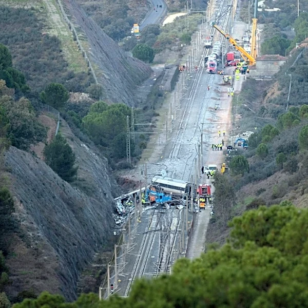 La vía de tren del accidente en España se rompió un día antes