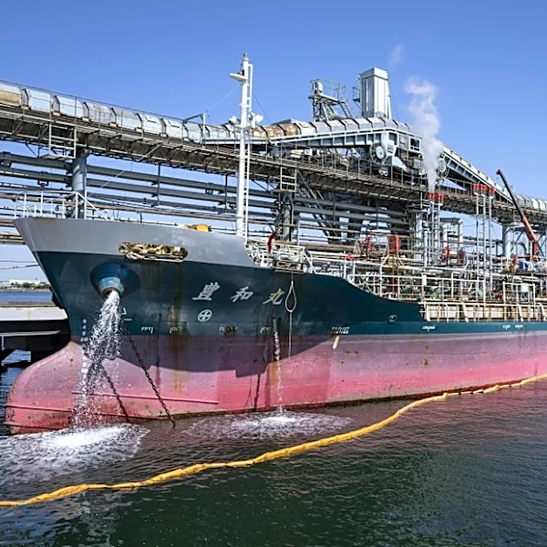 El petróleo cae y bolsas operan con fuertes ganancias por cese el fuego en Irán