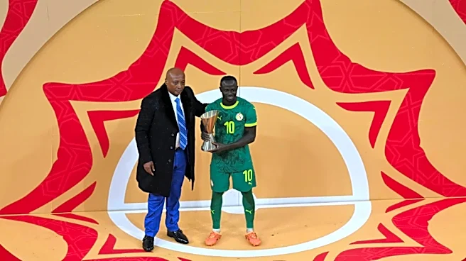 El presidente de la CAF visita Dakar tras la retirada del título a Senegal