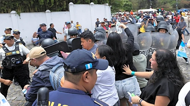 Disparos y disturbios tras elección en principal universidad de Guatemala