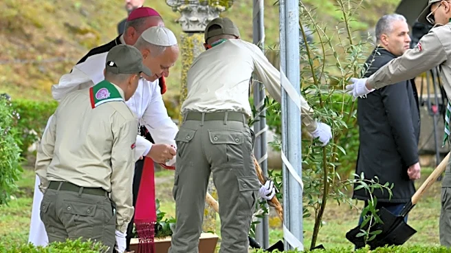 El papa camina por la senda de San Agustín en el segundo día de su visita a Argelia