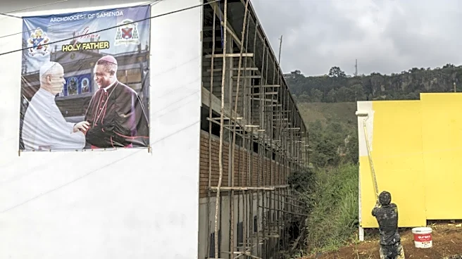 El papa ora por la paz en su visita a una zona de conflicto de Camerún