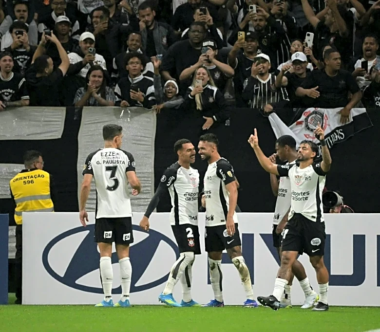 El Corinthians de Diniz se hace notar en la Copa Libertadores