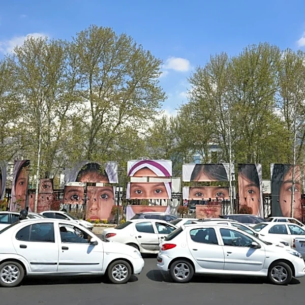 El jefe del ejército pakistaní visita Irán para conversar sobre las negociaciones con EEUU