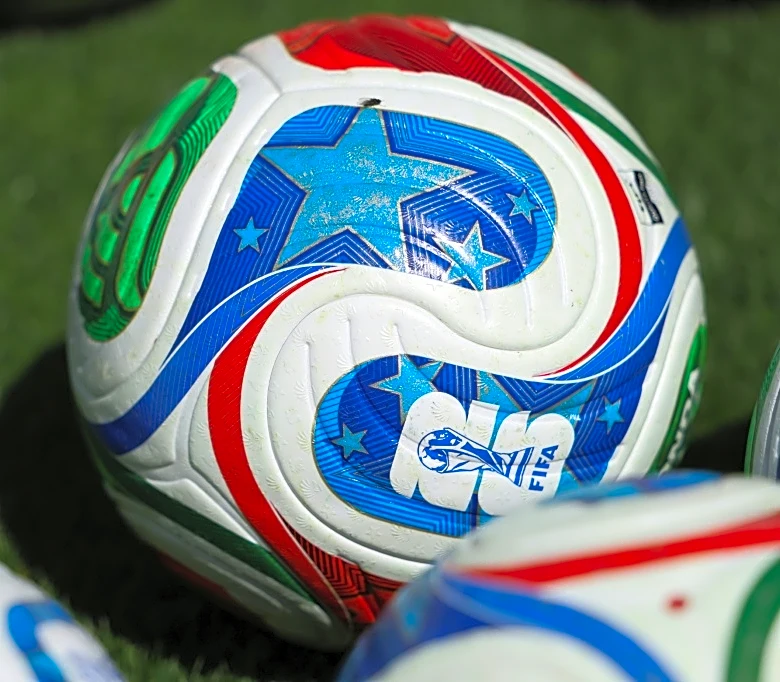 'Vergüenza': hinchas indignados por aumento del precio del transporte durante el Mundial