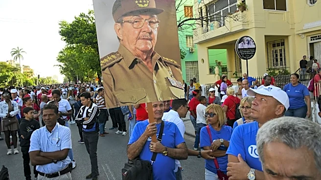 Raúl Castro participa en "la toma de decisiones" en las negociaciones entre Cuba y EEUU, dice su hija