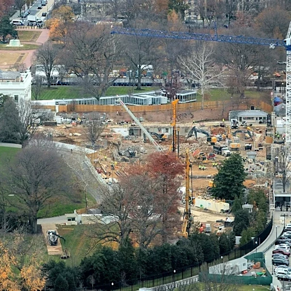 Un juez amplía la prohibición del salón de baile de la Casa Blanca