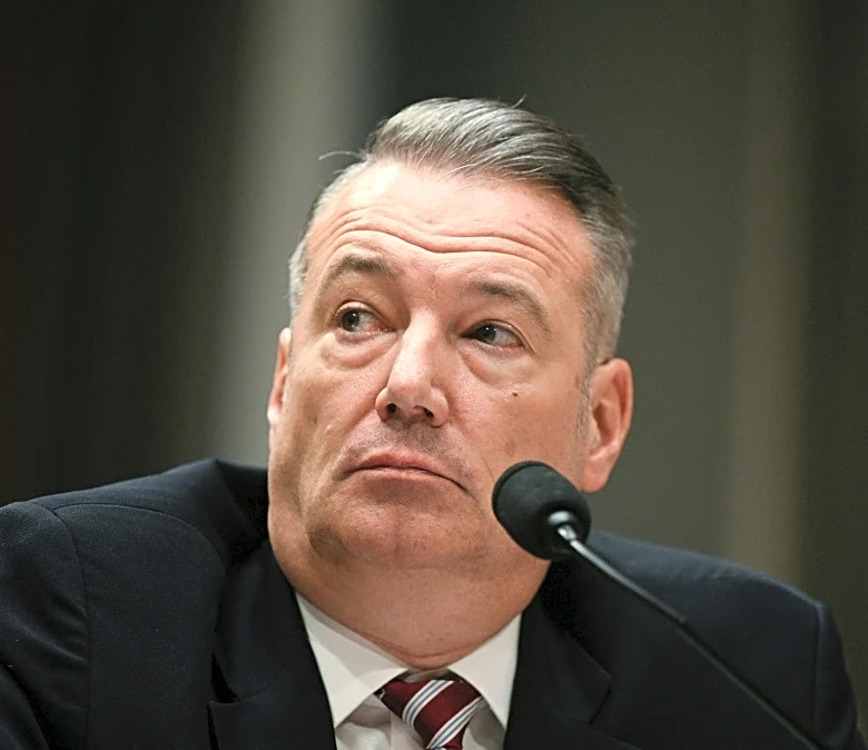 Renuncia el director encargado de la agencia de inmigración de EEUU