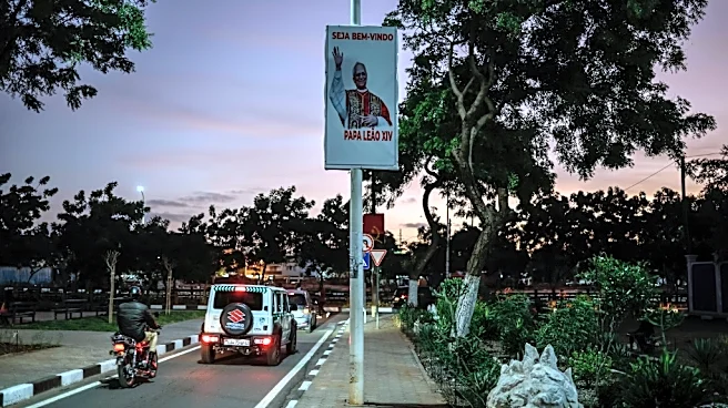 El papa León XIV llega a Angola en una gira africana eclipsada por Trump