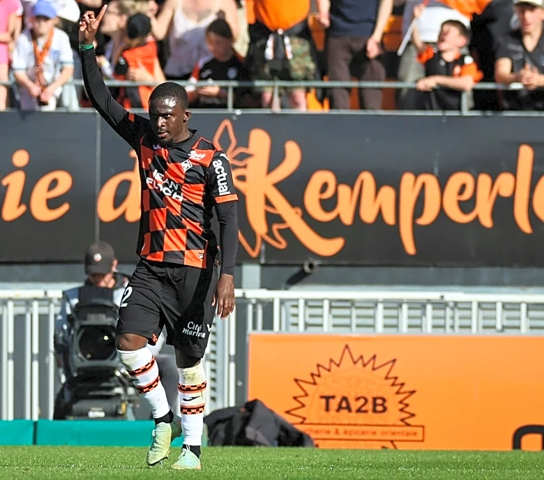 El Marsella se indigesta en Lorient y lastra sus ambiciones europeas