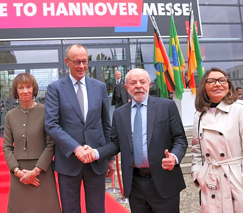 Merz y Lula elogian en Alemania el acuerdo UE-Mercosur frente al "unilateralismo"