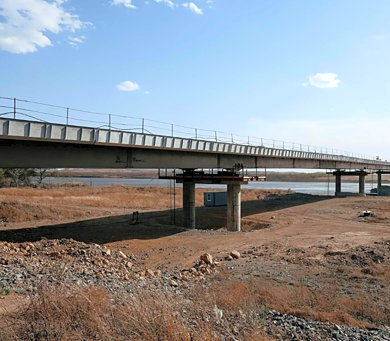 Rusia y Corea del Norte inauguran su primera conexión por carretera