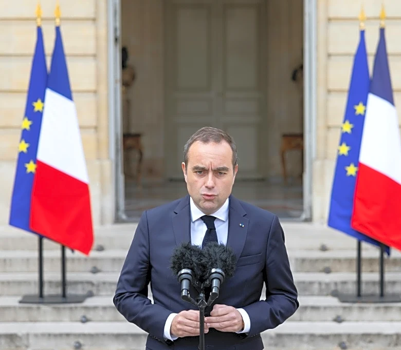 Francia estudia recortes de 6.000 millones de euros para compensar el impacto de la guerra en Oriente Medio