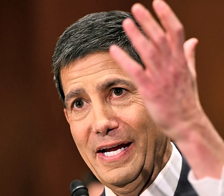 El candidato de Trump a la Fed promete salvaguardar la independencia del banco central