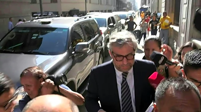 El jefe de la autoridad electoral de Perú renuncia tras irregularidades en los comicios