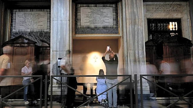 Un año después de su muerte, el recuerdo del papa Francisco sigue vivo en Roma