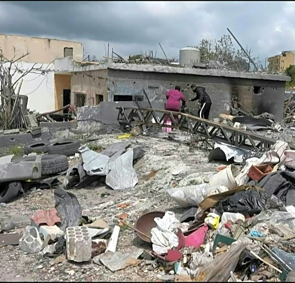 Irán descarta reabrir Ormuz tras incautar dos buques, uno de bandera panameña