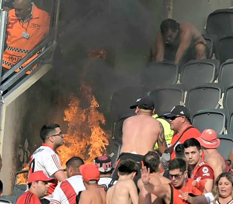 Prohíben arrojar papelitos en los estadios de fútbol de la capital argentina