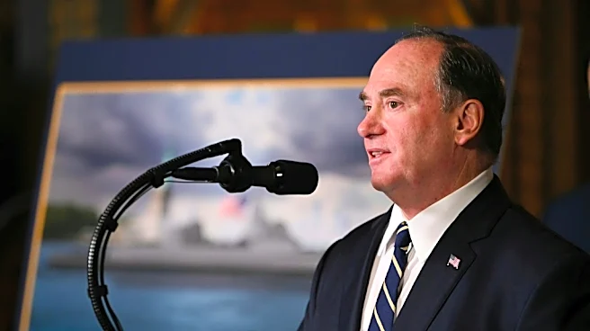 El Pentágono anuncia la salida "inmediata" del secretario de la Marina