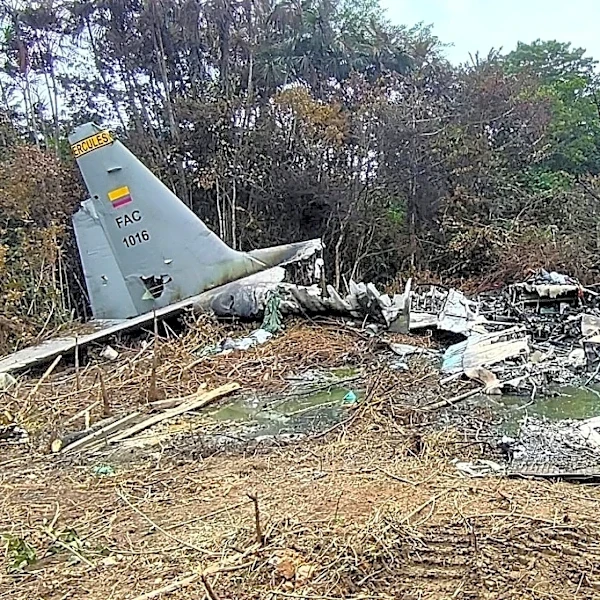 Choque contra árboles causó accidente de avión que dejó 69 muertos en Colombia