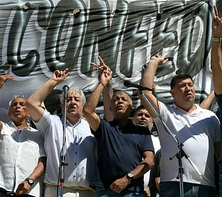 La justicia argentina restituye la vigencia de la reforma laboral de Milei objetada por los sindicatos