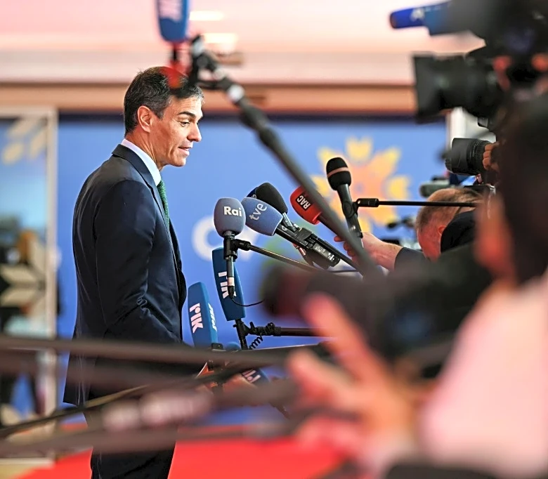 Sánchez quita hierro a un reporte de prensa sobre la posibilidad de suspender a España de la OTAN