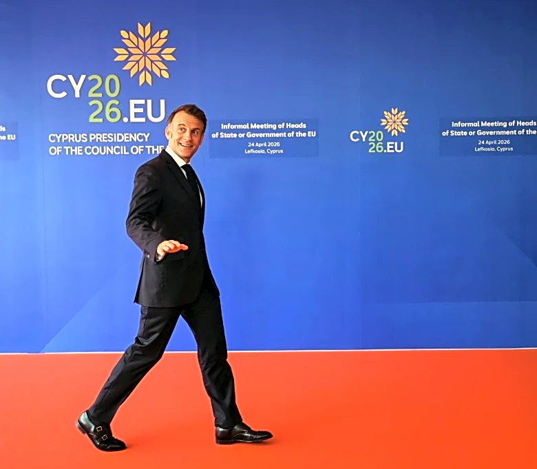 Macron, copríncipe de Andorra, viajará a ese país para hablar de aborto y UE