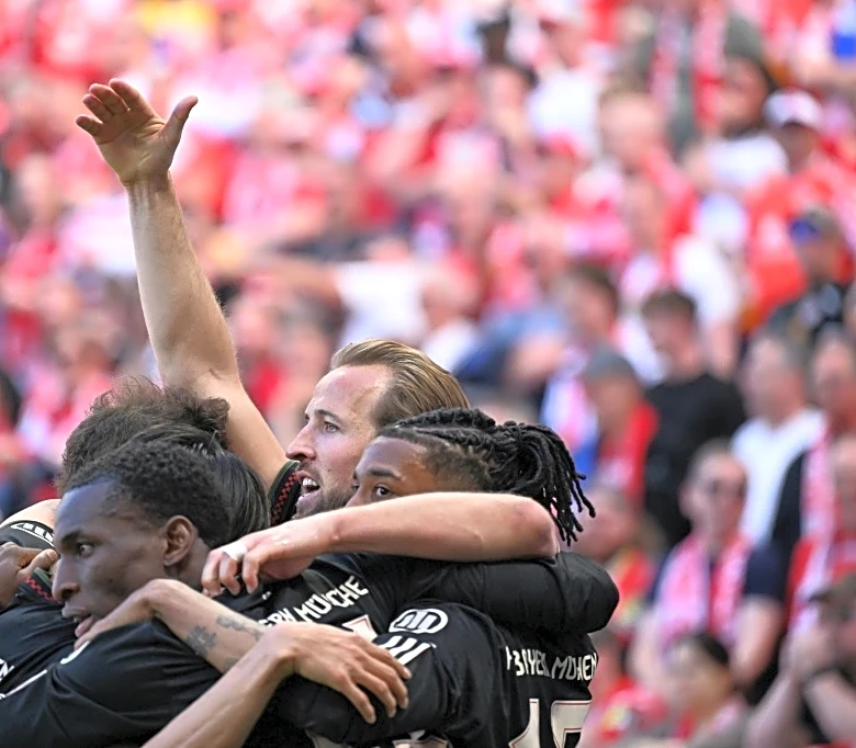 El Bayern estrena su título en Bundesliga con una gran remontada en Maguncia