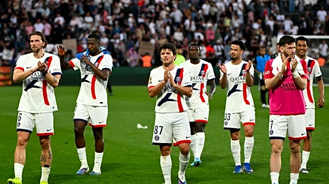 El PSG acelera hacia el título en Angers en la gran noche de Lucas Beraldo