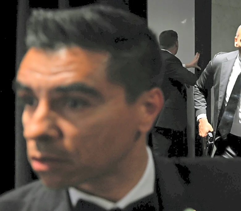 Evacúan a Trump después de que un atacante abriera fuego en una gala en Washington