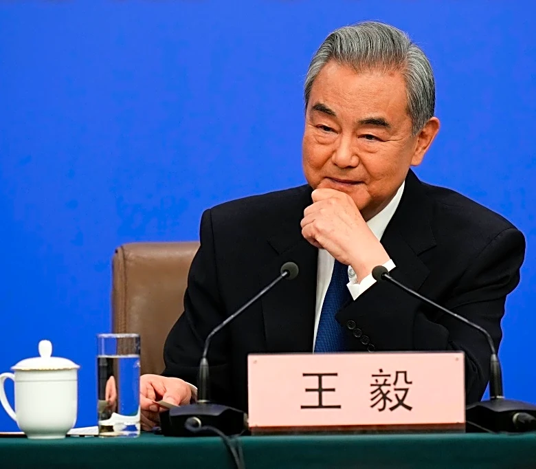 China asegura a Birmania que apoyará su seguridad y soberanía