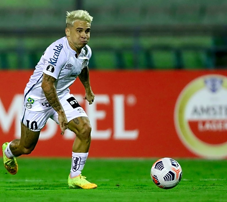 La paradinha, la jugada que divide al fútbol en Sudamérica